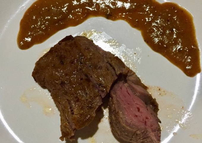 Anti Ribet, Bikin Steak with Black Pepper Gravy Anti Gagal