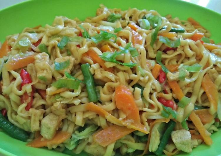 Mie goreng sayur