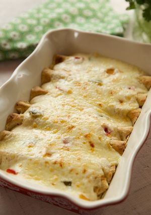 A picture of White Chicken Enchiladas.
