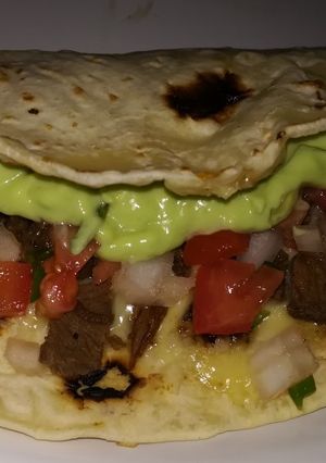 Una foto de Quesadillas 🌮 de Carne Asada