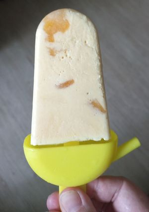 Una foto de Helado de durazno a la crema
