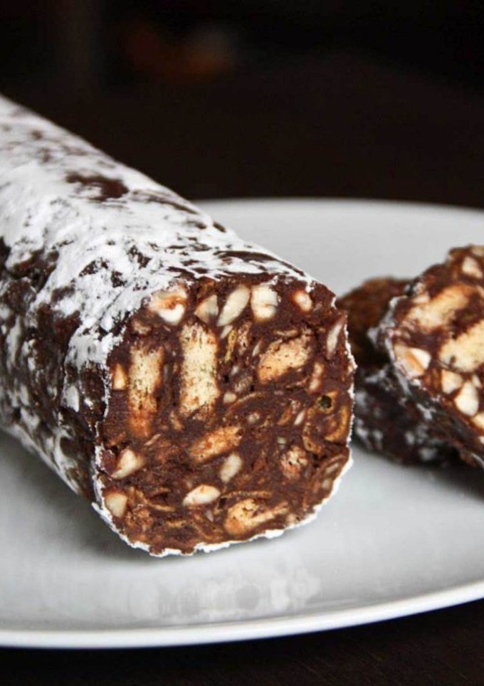 Una foto de Salami de chocolate (salame di cioccolato)