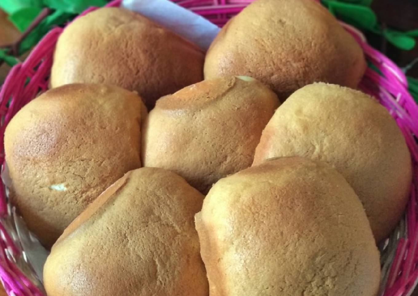 Mexican bun/roti kopi/roti boy/roti O' kw