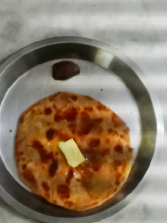 आलू पराठा (aloo paratha recipe in Hindi) रेसिपी मुख्य फोटो