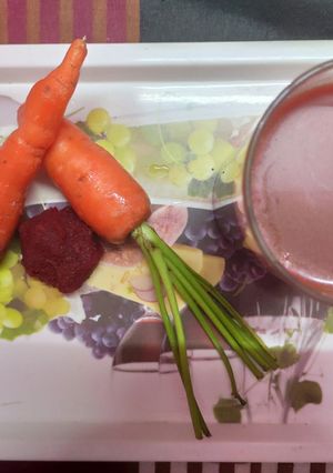 A picture of Carrot beetroot juice.