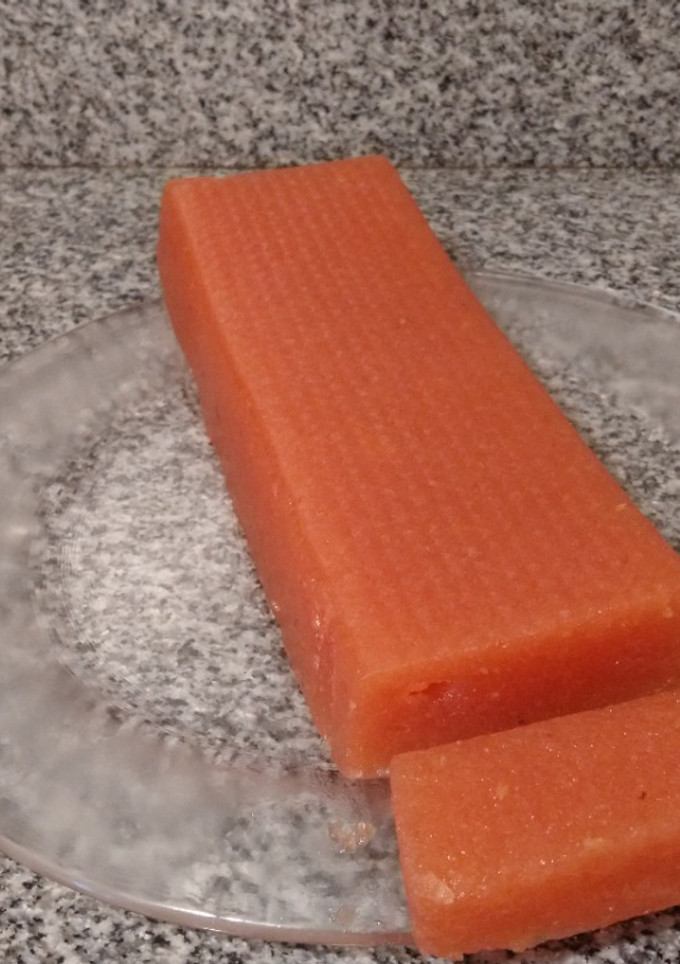 Una foto de Dulce de membrillo casero | fran cocina
