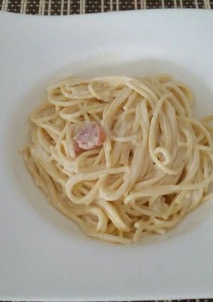 Tejszínes-krémsajtos spagetti recept fotója
