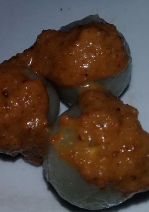 Foto resep Cilok isi ayam pedas + bumbu kacang