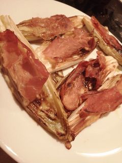 Une photo de Endive lait de coco gruyère et jambon de Bayonne