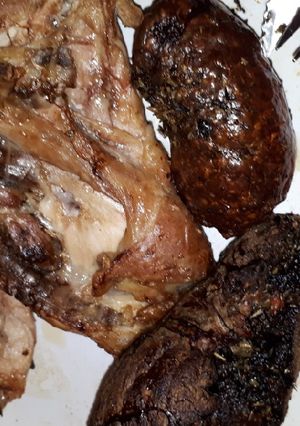 Una foto de Mini asado con criolla