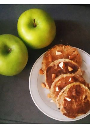 Una foto de Pancakes de manzana (versión vegana).🍏