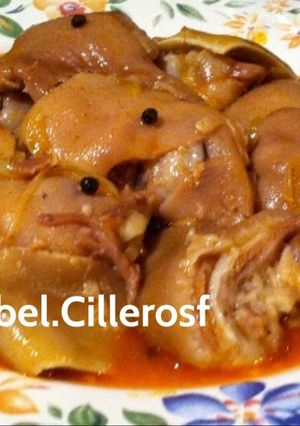 Foto principal de Orejas y manos de cerdo en salsa