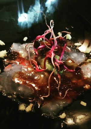 Una foto de Carpaccio de gamba con balsámico de Módena