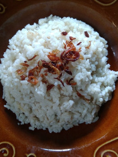 Foto resep Nasi Uduk Ricecooker