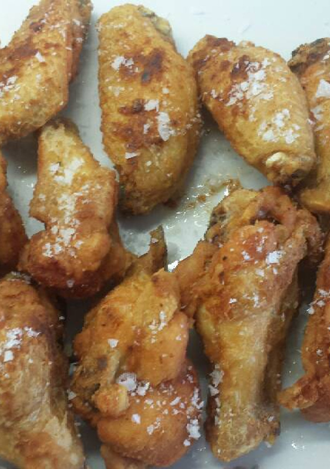 Una foto de Alitas de pollo fritas