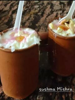 पंजाबी मीठी लस्सी (punjabi meethi lassi recipe in Hindi) रेसिपी मुख्य फोटो