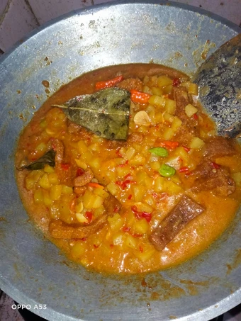 Langkah Mudah untuk Menyiapkan Resep Sambel goreng Kentang dan Krecek yang Bikin Ngiler Anti Ribet, Bisa Manjain Lidah