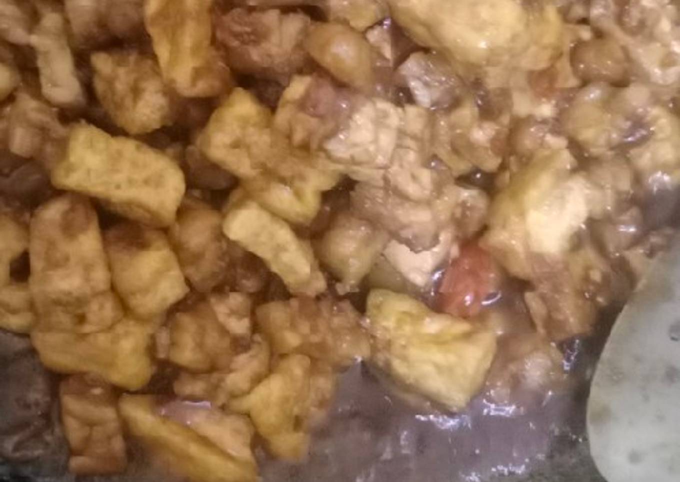 Oseng" tahu tempe
