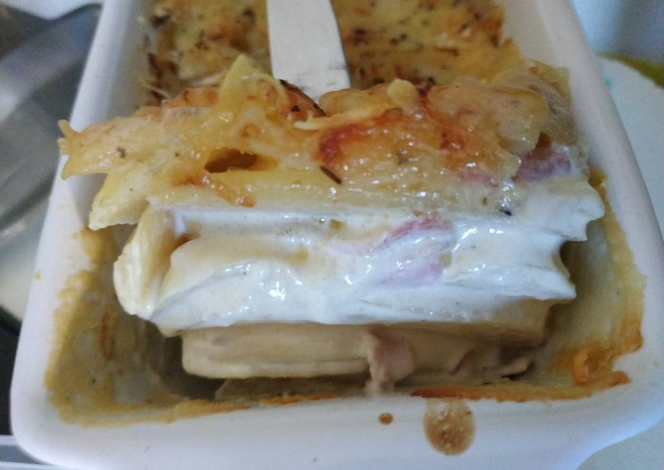 Gratin de Pomme de Terre (Potatoes au Gratin)