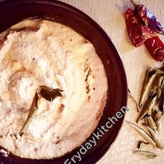 A picture of Peanut chutney.