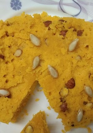 A picture of Homemade Pumpkin Cake.