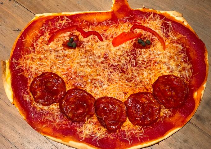 Le moyen le plus simple de Cuire Parfait Pizza Halloween