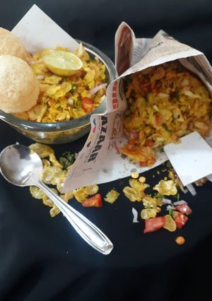 A picture of Sookhi bhel.