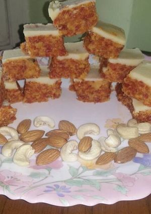 A picture of Carrot Khoya Burfi.