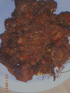 A picture of Chicken sauce.