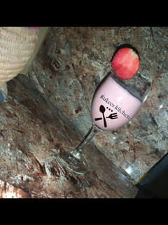 A picture of Strawberry smoothie.