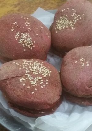 صورة لوصفة تحدی برجر احمر بس اتصرافو 😆😆😆😆😆😆😆😆😆