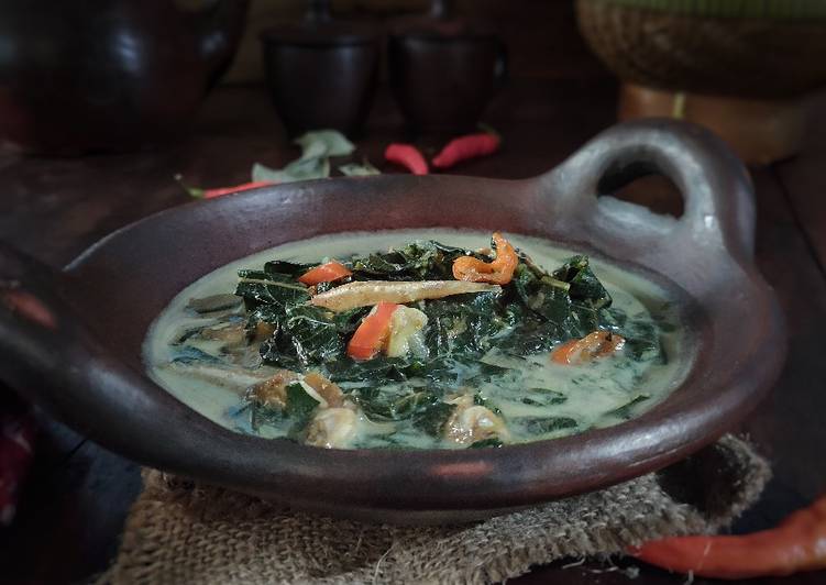 Sayur Daun Singkong Sederhana Enak