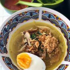A picture of Soto Lamongan Koya & Sambalnya.