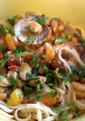Una foto de Mariscos Con Espaguetis