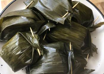 How to Prepare Perfect Lemper Ayam Steamed Sticky Rice with Umami Chicken Layered