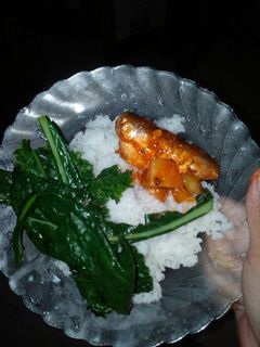 Foto resep Ikan sarden kaleng + sayur kale black magic