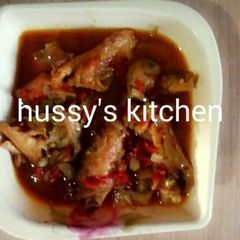 A picture of Chicken peppered soup.