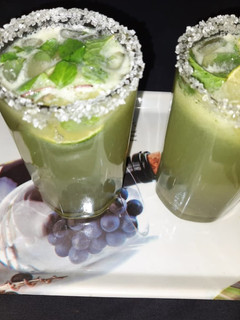 ગ્રેપ્સ મોઇતો (Grapes mojito recipe In Gujarati) રેસીપી મુખ્ય ફોટો