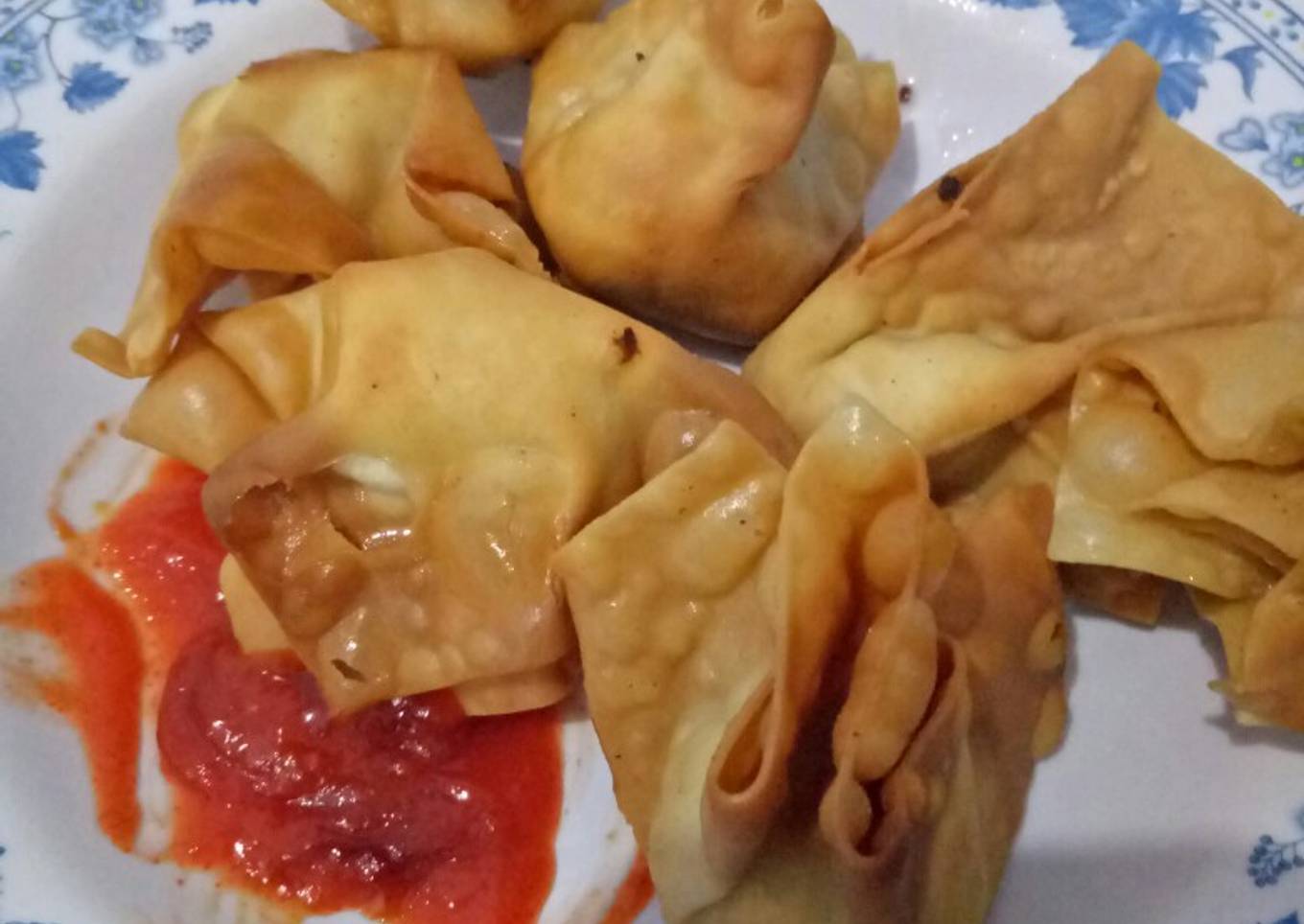 Pangsit Isi Goreng