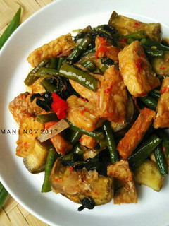 Foto resep Oseng Tempe Terong Sambal Kemangi