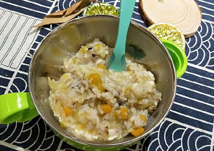 南瓜高麗菜鯛魚十二穀米粥（十個月幼兒副食品）