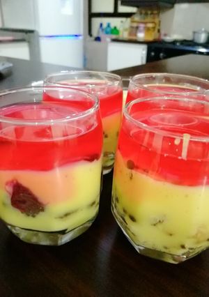 عکسی از دستور دسر کاستارد و ژله