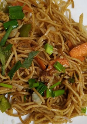 A picture of Hakka noodles.