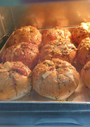 Foto resep Korean Garlic Cheese Bread Sederhana