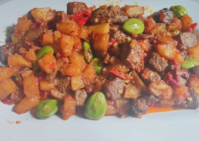 Resep Sambel goreng kentang hati sapi dan petai yang Enak Banget