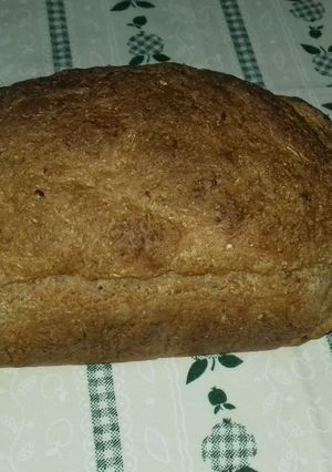 Teljes kiőrlésű tönkölybúza kenyér recept fotója