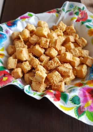 Omlós sajtos mini kocka recept fotója