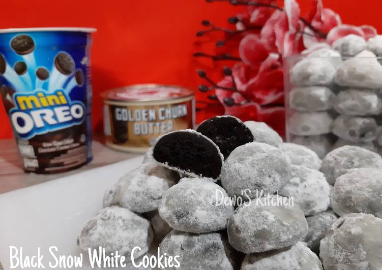 Black Snow White Cookies / Putri Salju Oreo