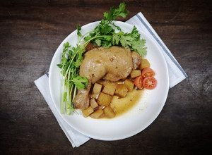 รูปของ ไก่ตุ๋นเต้าเจี้ยวมันฝรั่ง⭐