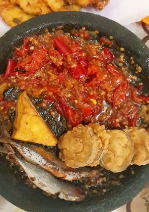Foto resep Sambel penyet semarang enak WAJIB COBA